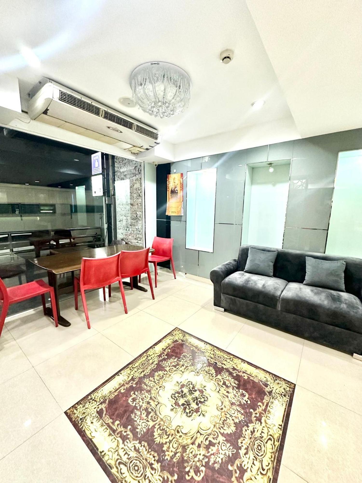 P Ratunam Inn Bangkok