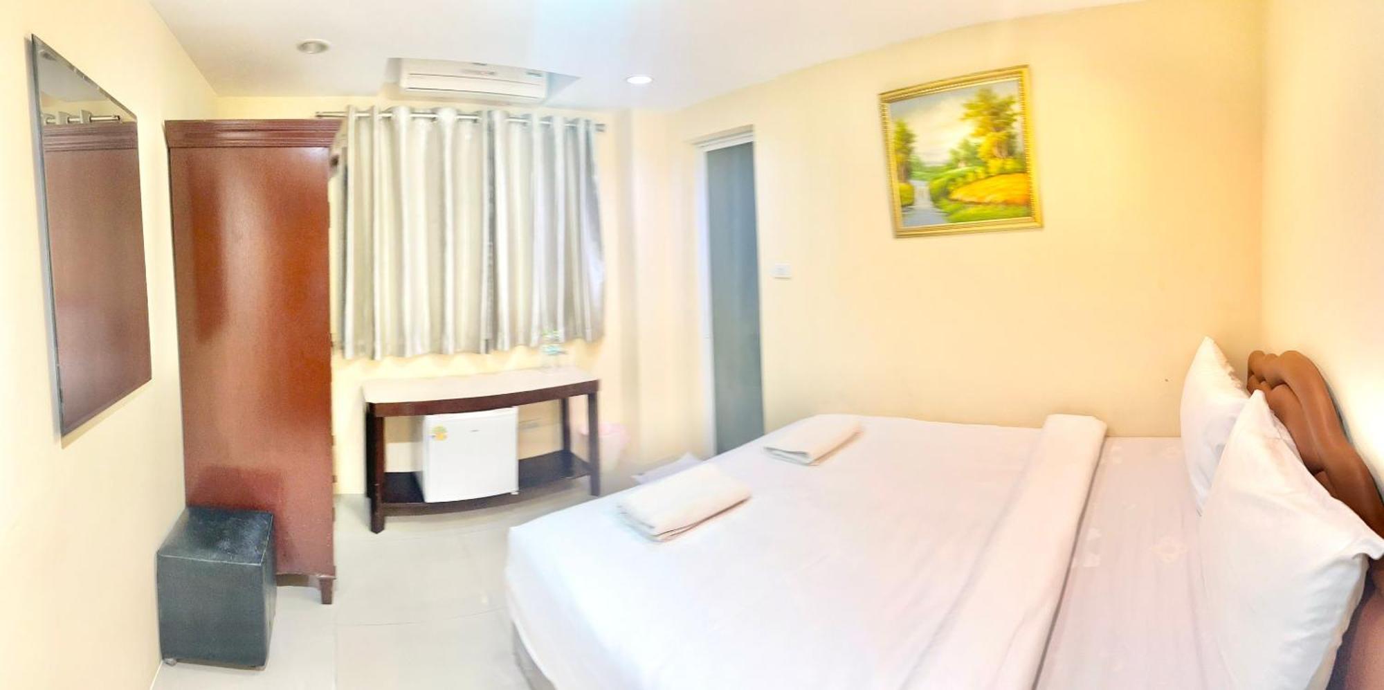 Inn P Ratunam Bangkok